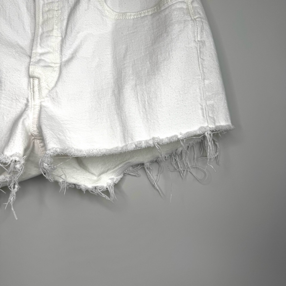Levi’s 501 White Cut Off Shorts Denim Women’s Size 30” - Picture 4 of 14